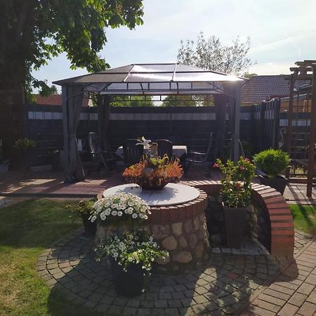 Ferienwohnung- Haus Anna Papenburg Kültér fotó